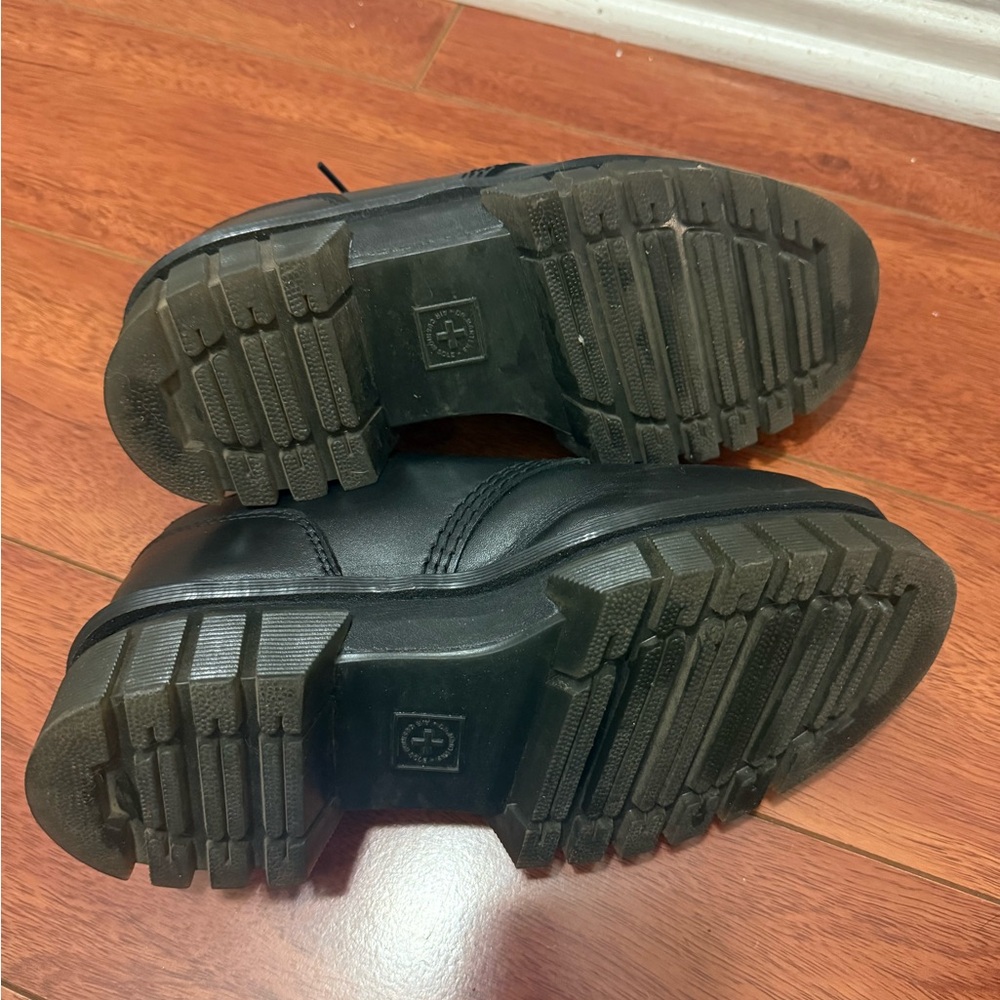 Dr. Marten’s Leather Platform Casual Shoes (9) - Picture 10 of 13